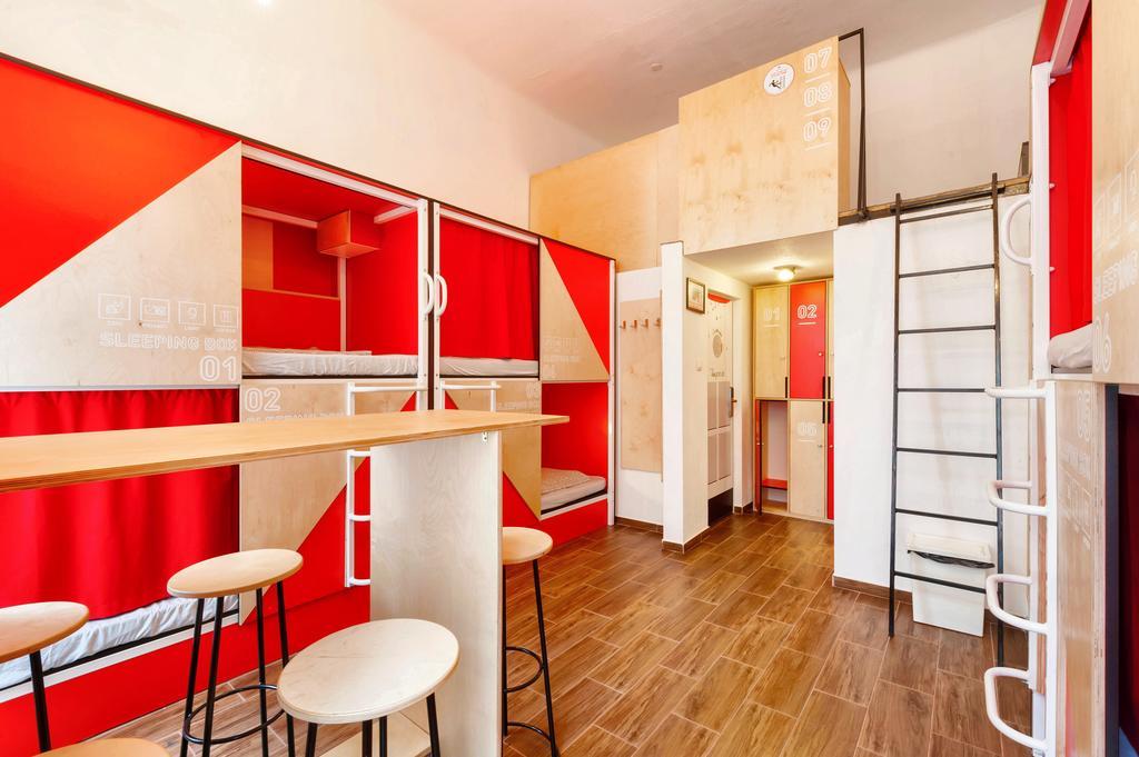 Adagio Hostel 1.0 Oktogon Budapest Exterior photo